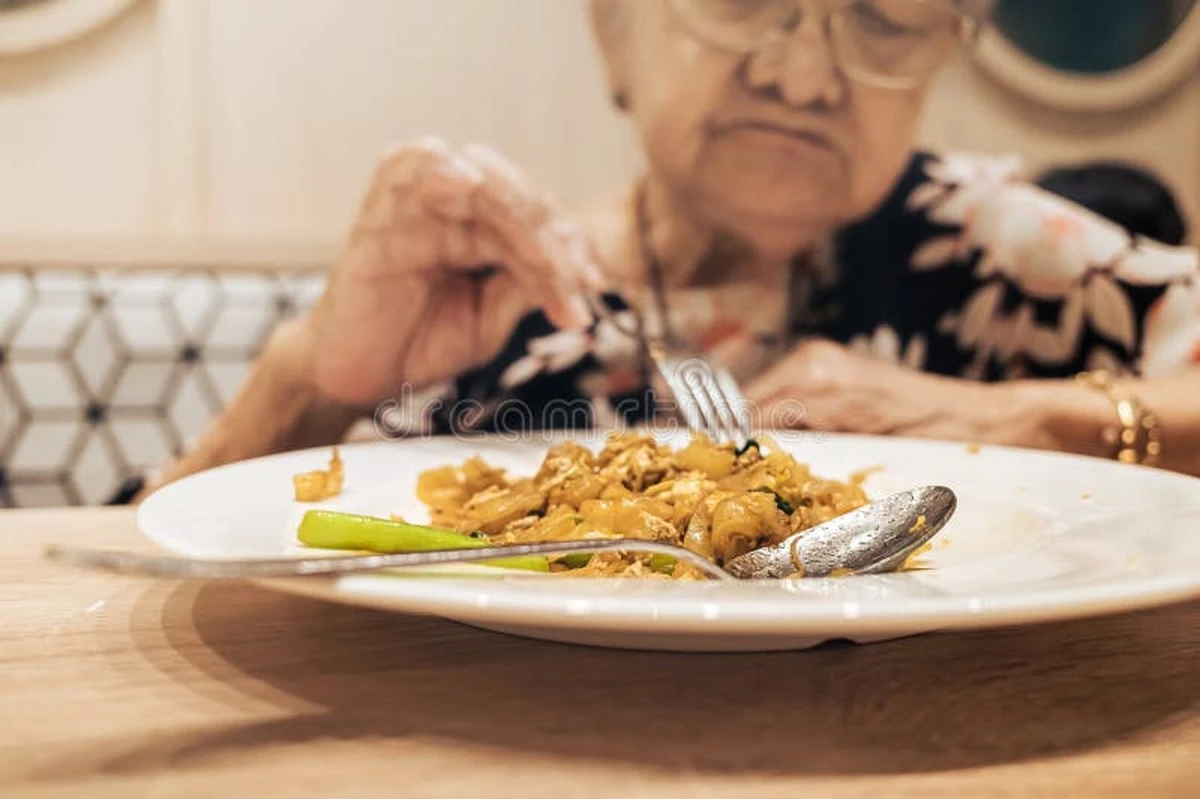 Proč babička u stolu vždycky počítala do třiceti, než polkla první sousto - image 1