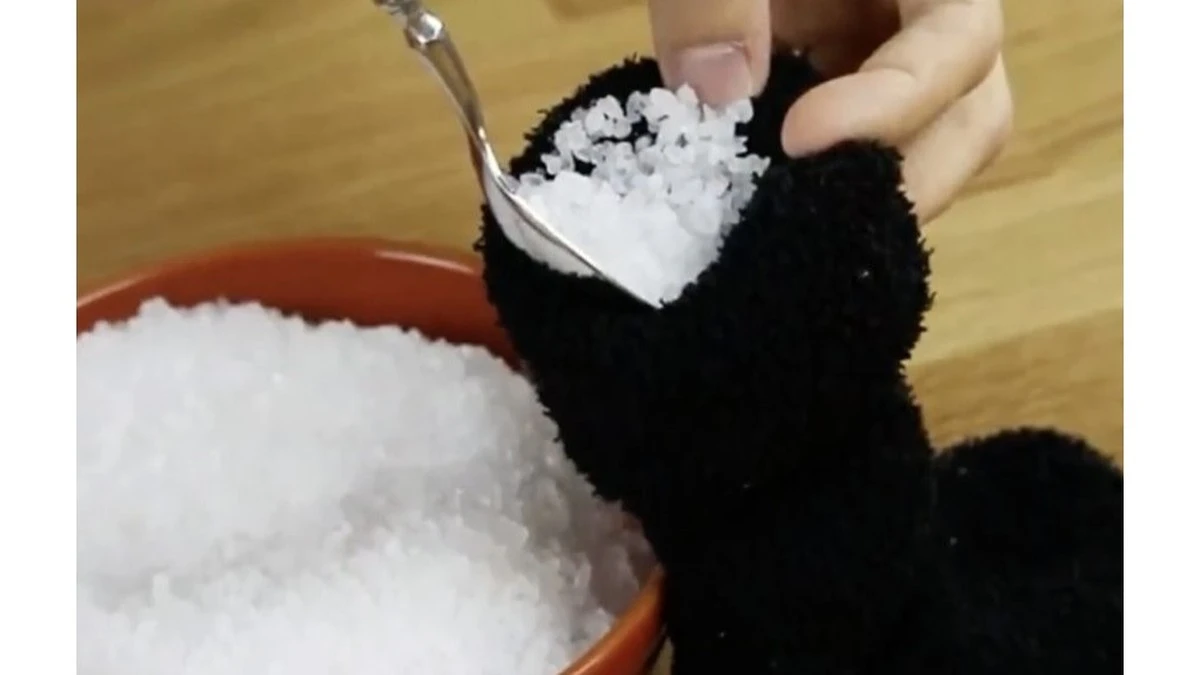 Proč zkušení hospodáři dávají v zimě na parapet starou ponožku