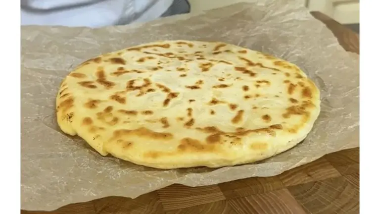 Proč zkušení kuchaři přidávají lžíci majonézy do brambor na pánvi