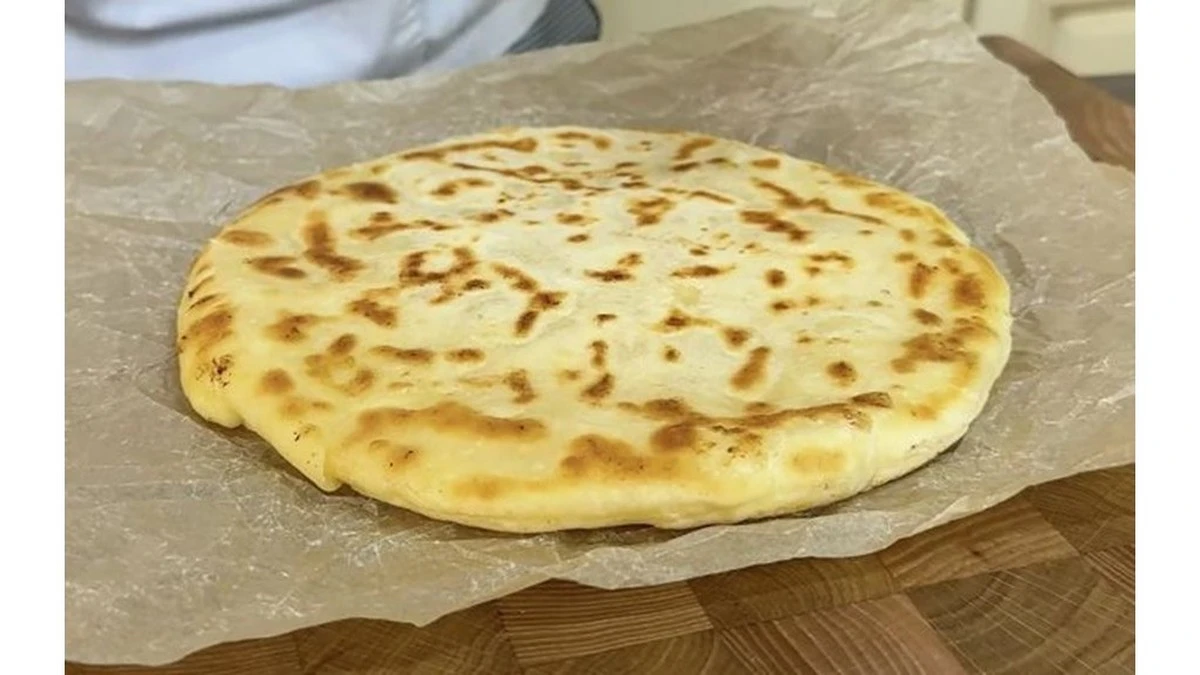 Proč zkušení kuchaři přidávají lžíci majonézy do brambor na pánvi