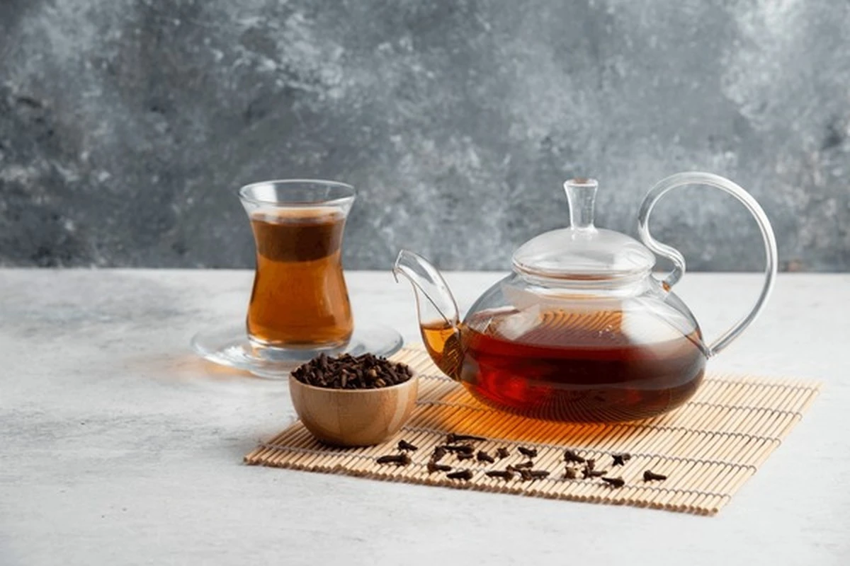 Proč zkušení lidé dávají v zimě do čaje hřebíček místo citronu - image 1