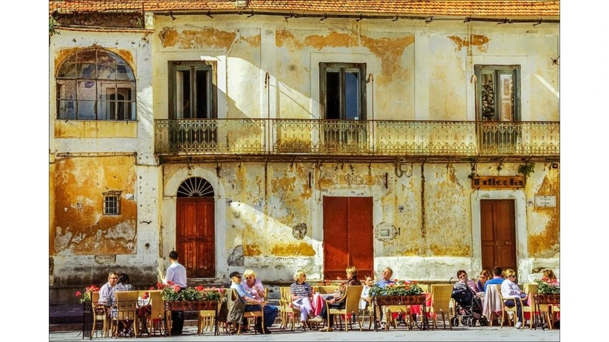 Proč sardiňští devadesátníci pijí čtyři espressa denně a my kávu pijeme špatně