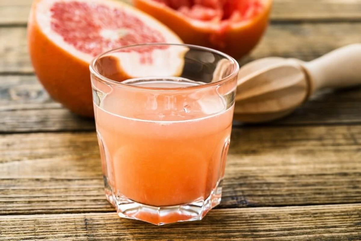 Proč zkušení dietologové doporučují přidat lžičku zázvoru do grapefruitové šťávy - image 1