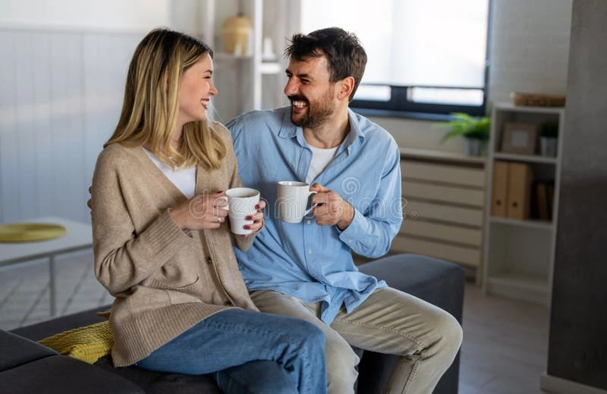 Proč zkušení partneři po příchodu z práce 15 minut mlčí - image 1