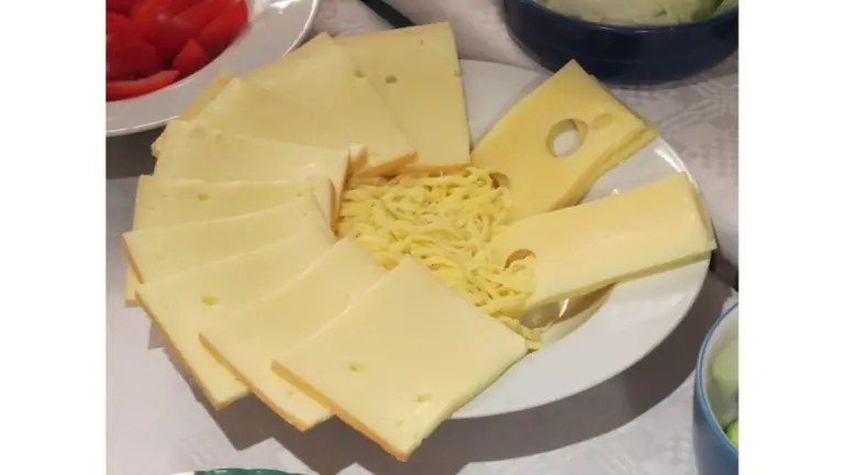 Proč zkušení technologové dávají kousek jablka do krabičky se sýrem